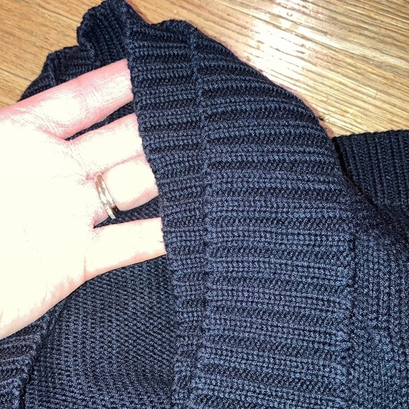 Olsen Europe Black Knit Cardigan with one big button. - Picture 8 of 8